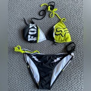 FOX RACING BIKINI Top: M Bottom: M